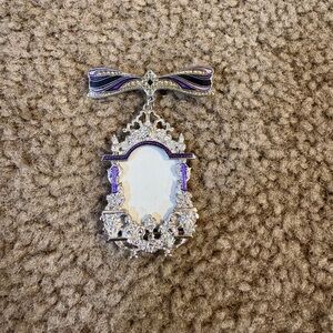 Vintage Art Deco Pin Revival LMC Picture Frame Brooch